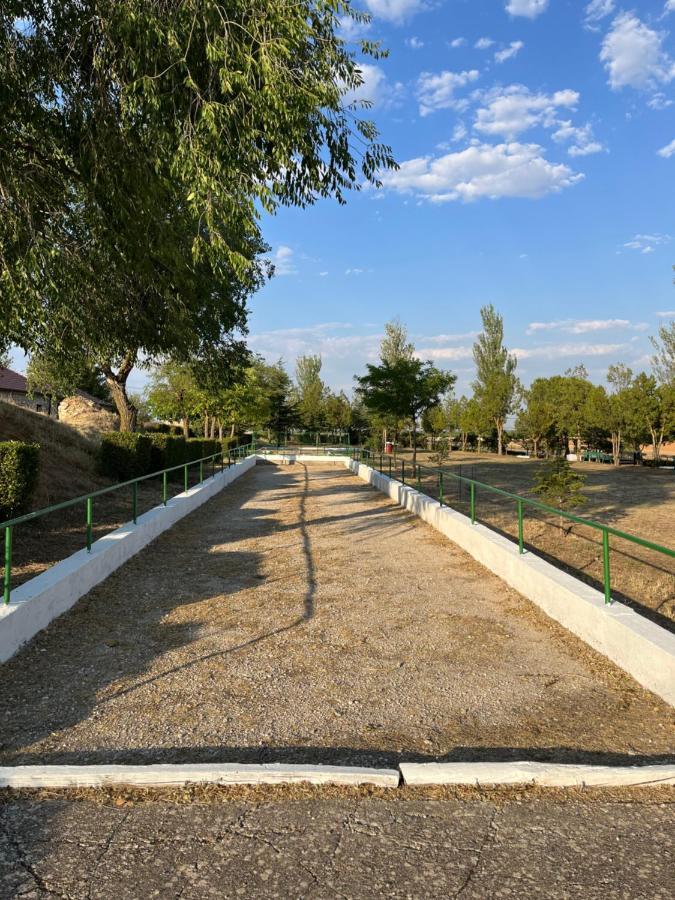 Casa Marite Vivienda De Uso Turistico Villa Campillo de Aranda Bagian luar foto
