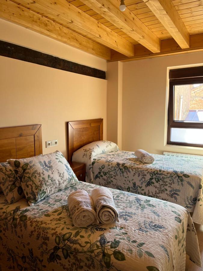 Casa Marite Vivienda De Uso Turistico Villa Campillo de Aranda Bagian luar foto
